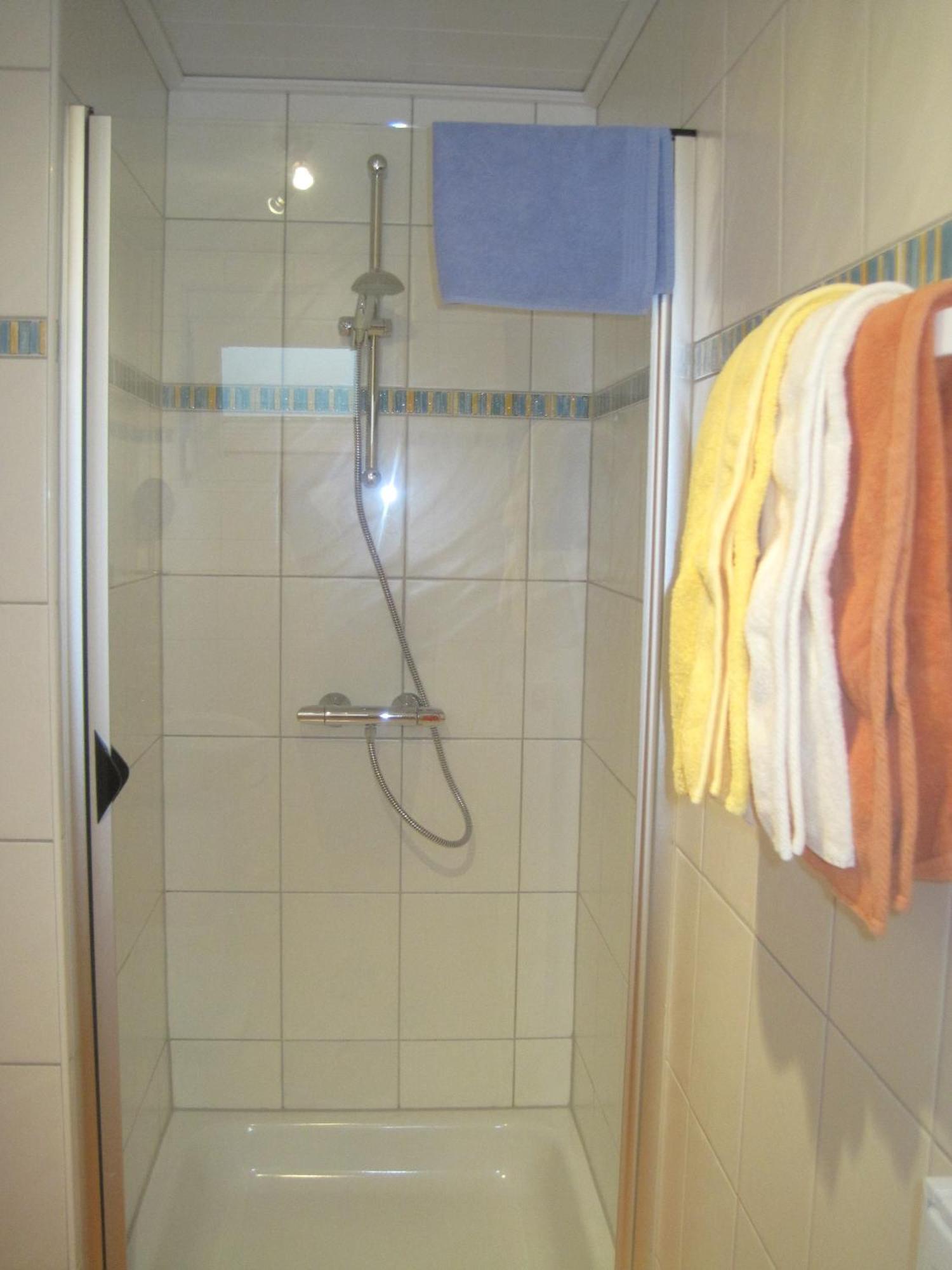 Ferienwohnung Haus Alexandra Rust Zimmer foto